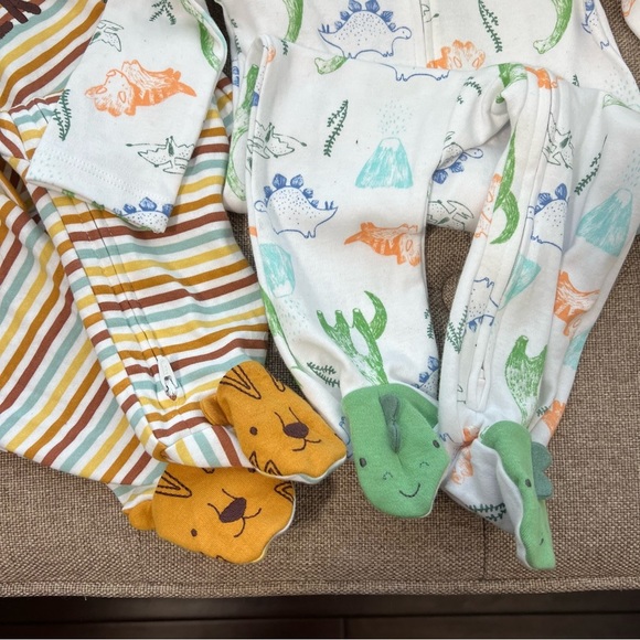 NWTCat And Jack Footed Pajamas Boys Little Brother Spell &  White Green Dinosaur - Picture 6 of 12